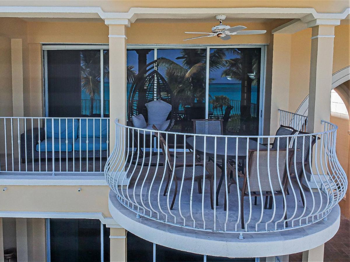 Villa Renaissance Unit 205 Grace Bay Beach Exterior foto