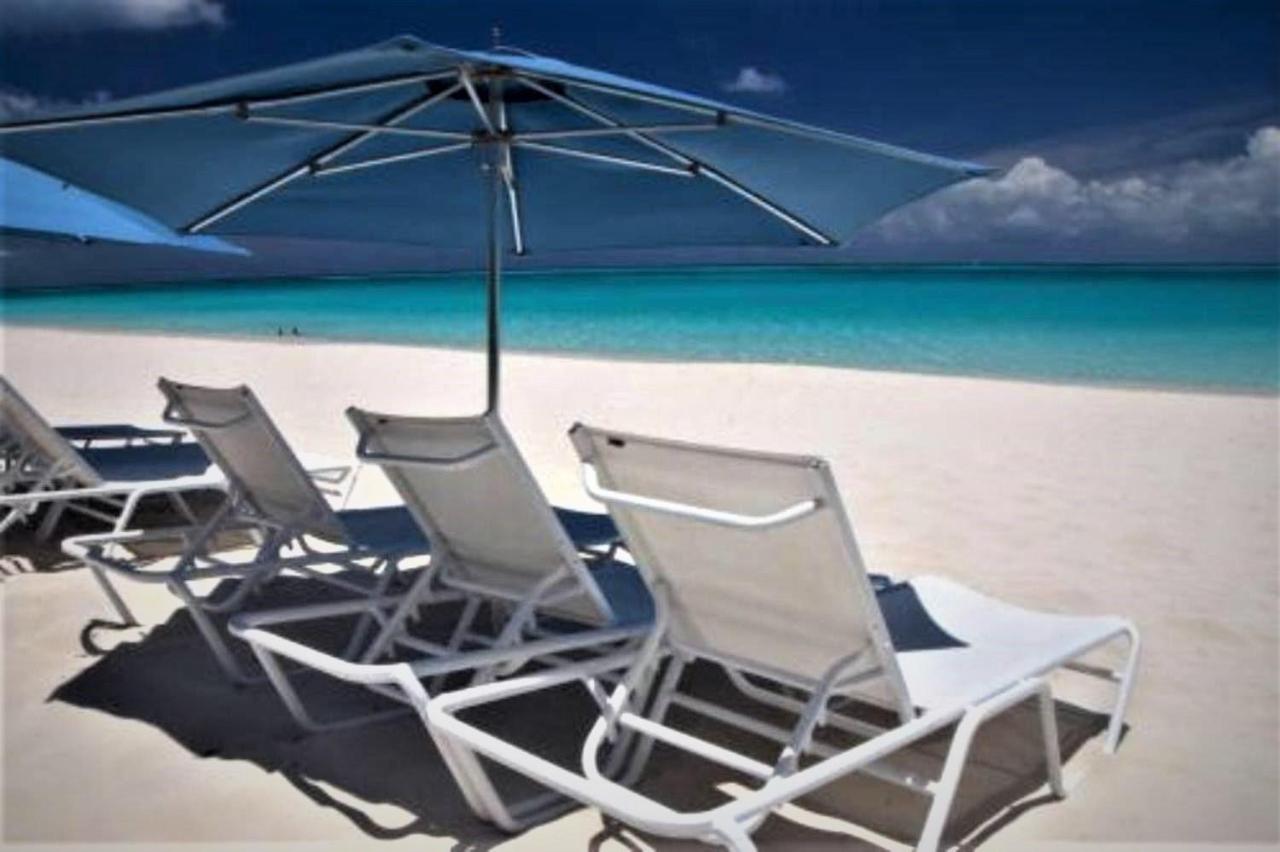 Villa Renaissance Unit 205 Grace Bay Beach Exterior foto